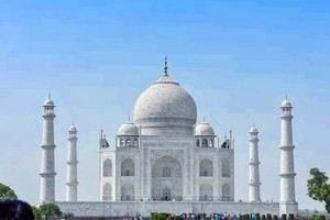 Agra near Taj Mahal