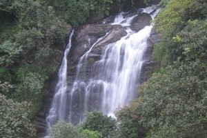 Alekan Falls near Didupe waterfalls