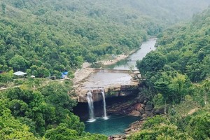 Krang Shuri Waterfall near Mawlynnong Village Shillong