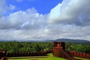 Mirjan Fort near Vibhooti Falls